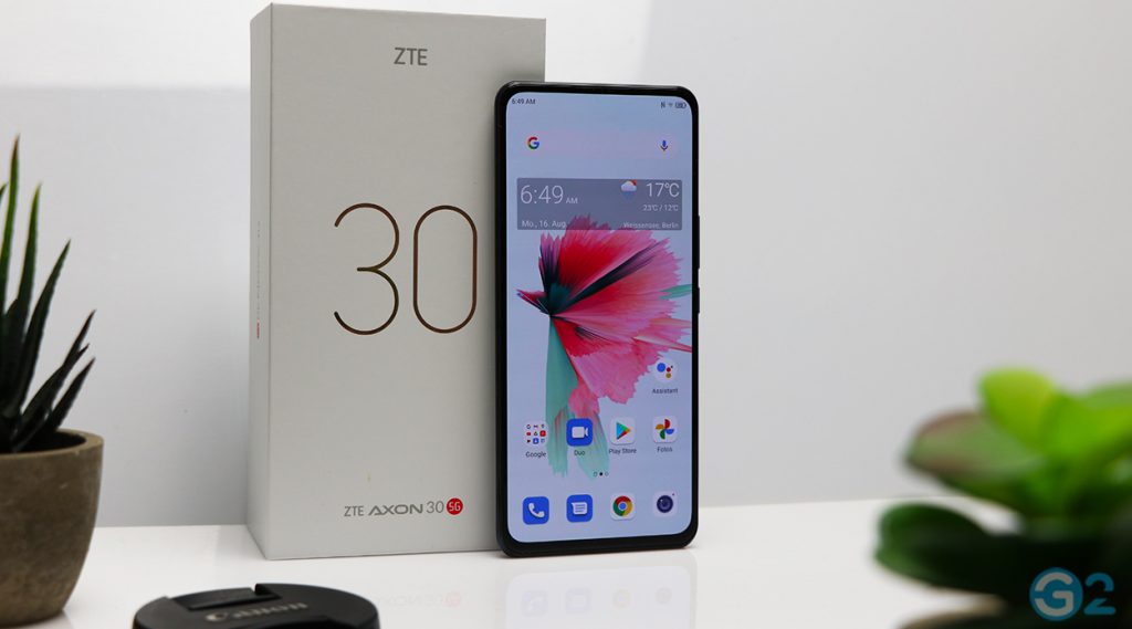 ZTE Axon 30