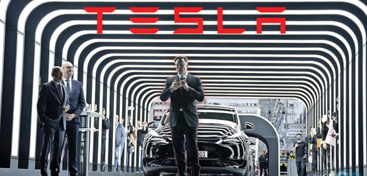 Elon Musk bei der Eröffnung der Tesla-Giga-Factory in Grünheide